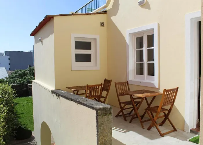 A Bica Hostel Ponta Delgada