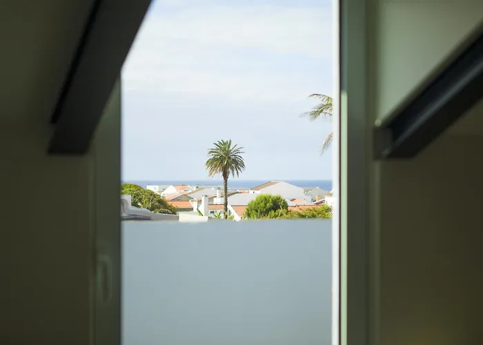 THE HOLY COW - Hostel&Suites Ponta Delgada